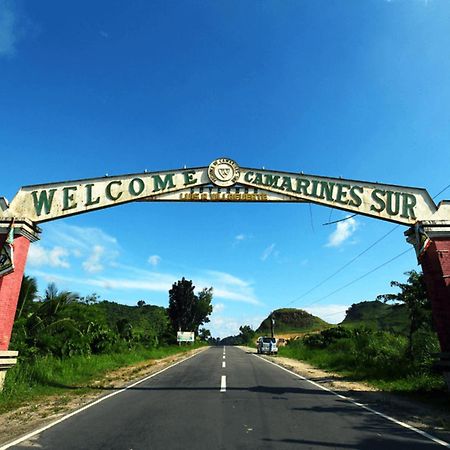 Reddoorz Near Colgante Bridge Naga City Exterior foto